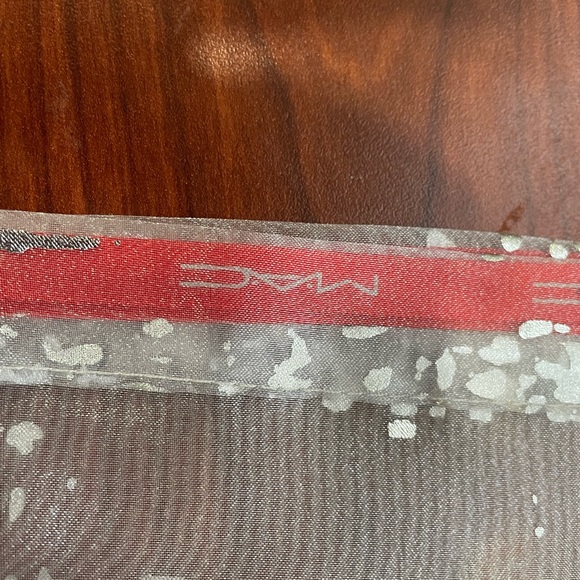 MAC, 2023 Holiday Gift Bag, Drawstring Bag, Perfect for MAC Gifts, 14x9 Inch NWT - Picture 6 of 8